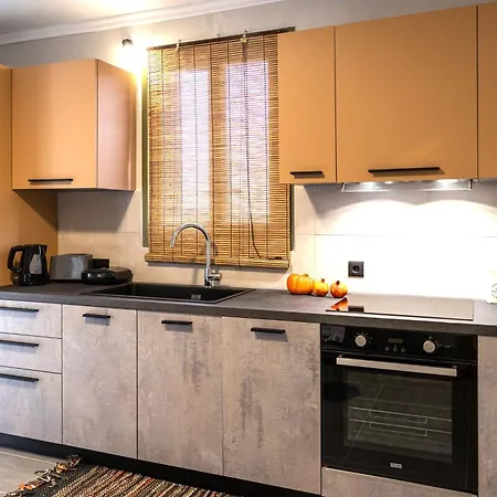 Дом отдыха Plane Tree House