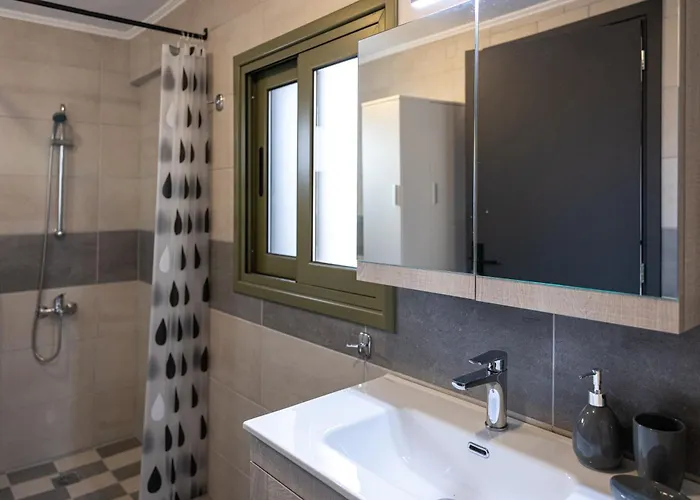 Plane Tree House Hébergement de vacances Kardhakáta